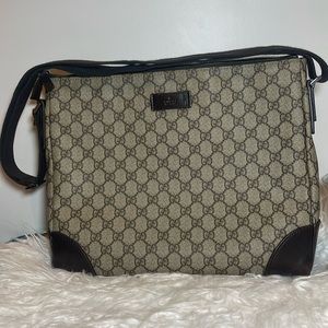 EUC 💕Gucci Tote PVC Leather